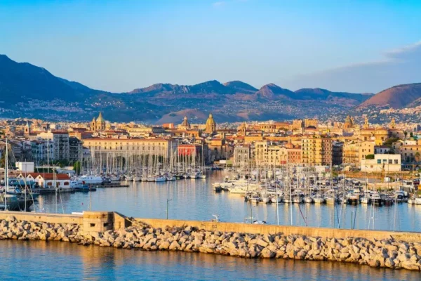 italy-palermo-harbor